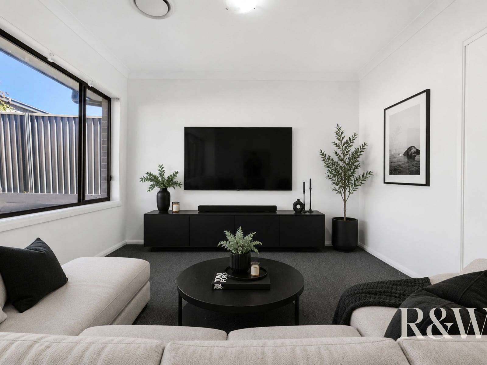 Separate rumpus room at 9 Arkley Avenue